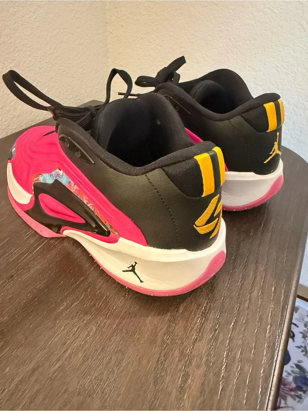 Air Jordan Luka 3 'lmaginarium Pack - Pink Prime' size 8